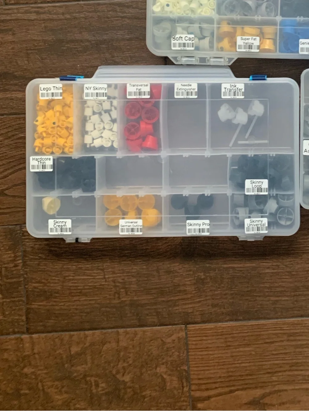 Spray paint caps